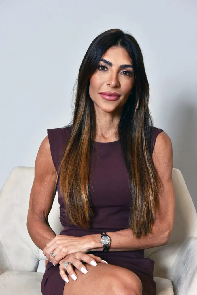 ICARO_Isa_p5.jpg-scaled-1-684x10